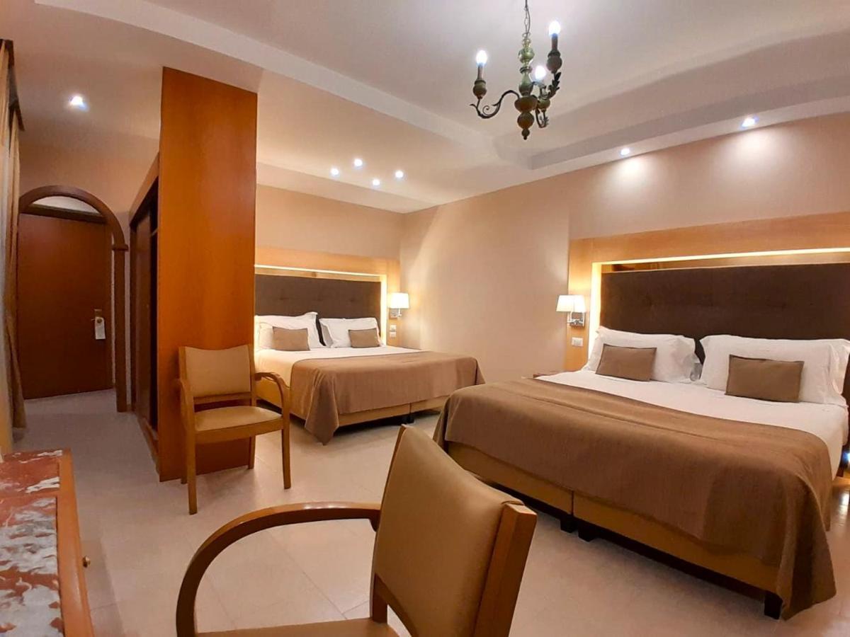 Montespina Park Hotel Napoli Dış mekan fotoğraf
